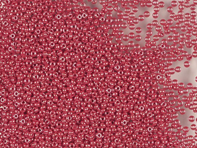 Dark cherry glossy opaque, Czech beads