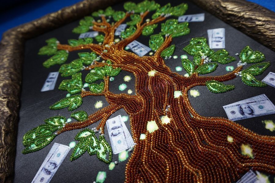 Tree of abundance, Scheme for self-embroidery (DIY) with beads (independent selection of materials), Scheme