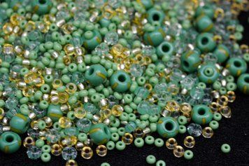 Mix of vintage Czech beads