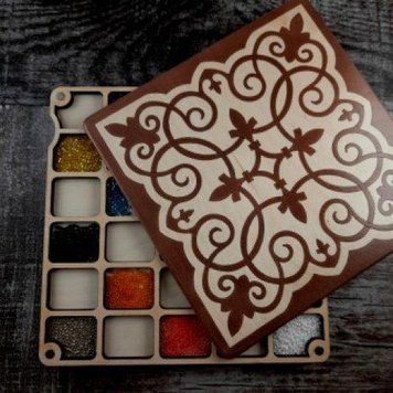 Wooden Double Sided Bead Organizer with Lid for 60 Cells, Fleur de Lis