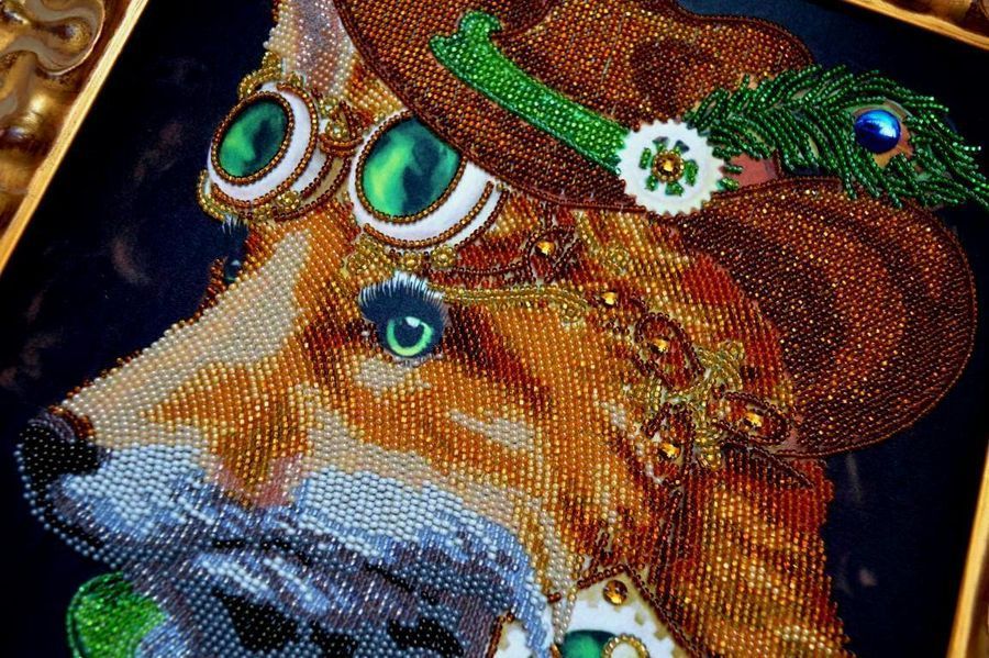 Mrs Fox, Complete kit for DIY embroidery with beads and decorative elements, Kit