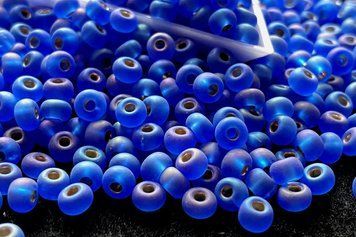Sapphire matte rainbow with silver-plated center large, Czech beads