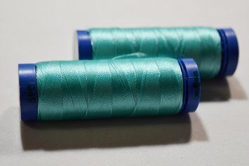 Beading thread (blue turquoise) 200Y 120D/2 (183 meters)