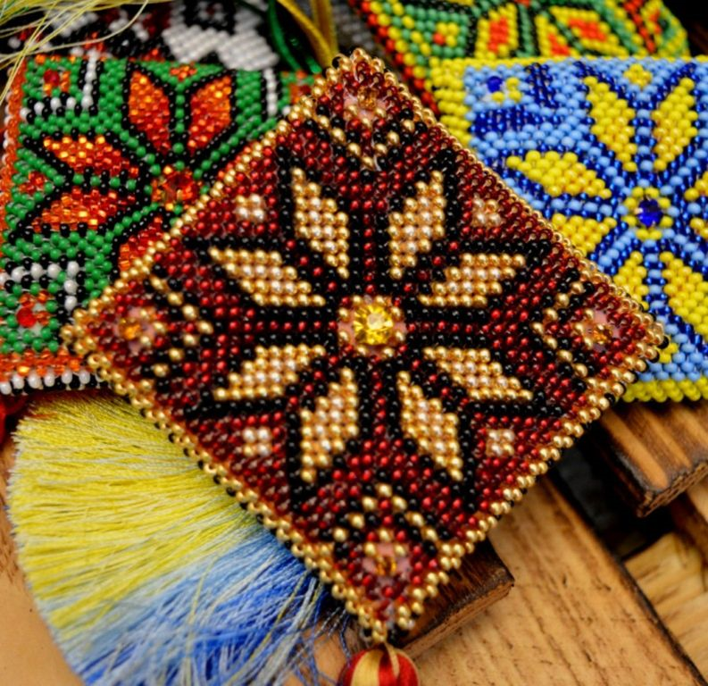 Alatyr "Wealth" (Volumetric tile and pendant), Complete kit for creating a DIY amulet with beads and decorative elements, Kit